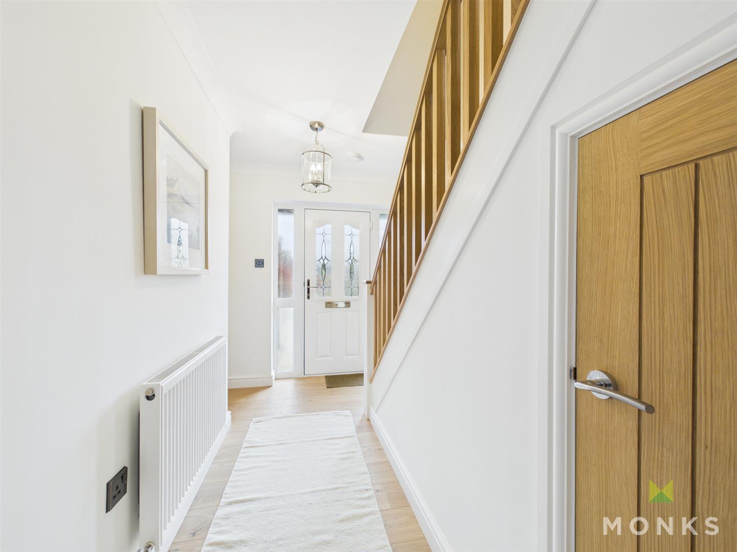 37 Llanforda Mead, Oswestry, SY11 1TS For Sale